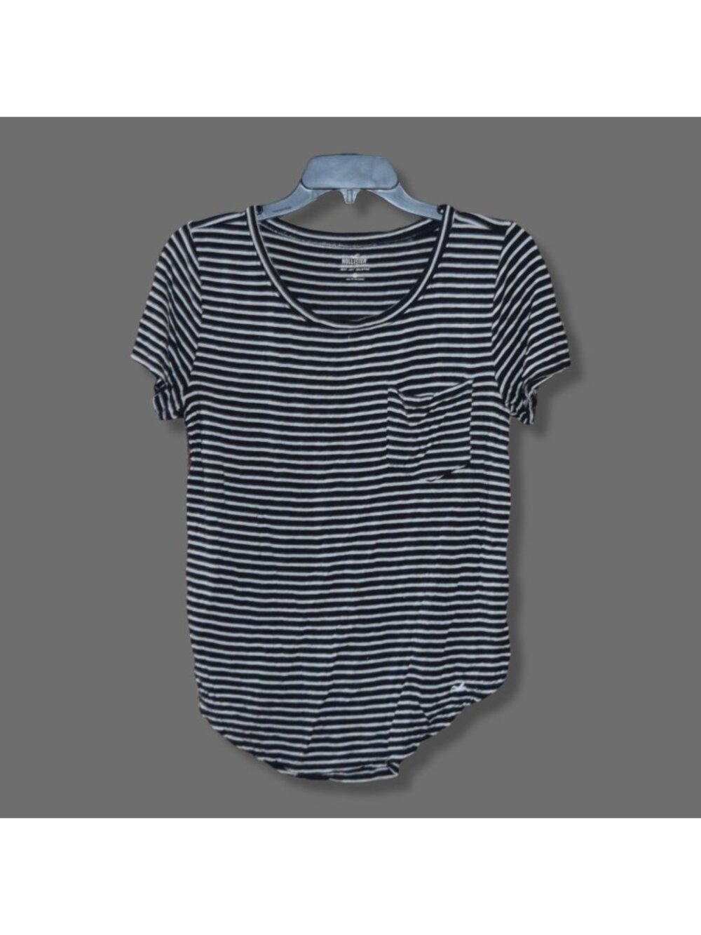 Hollister Women's Sz S Soft Pocket T-Shirt